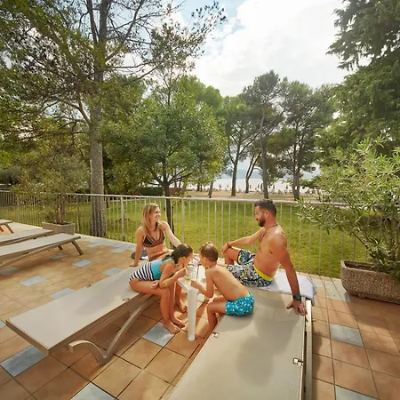 Otel With Balcony Or Terrace - & Adria